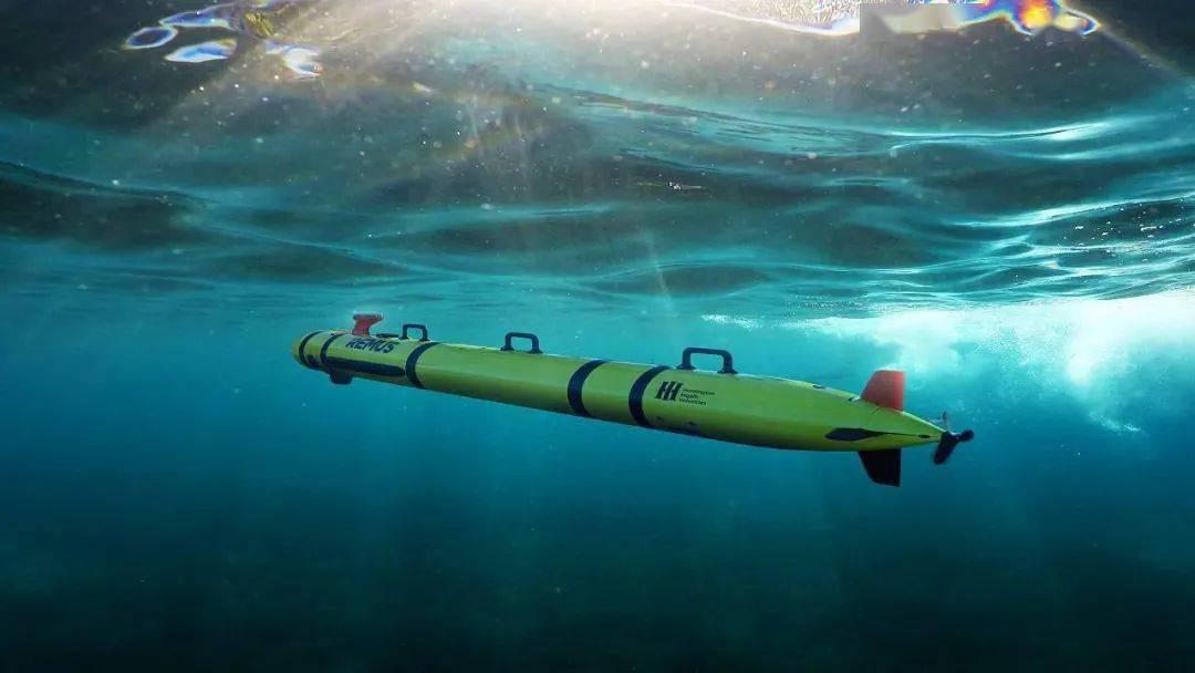 波斯湾水下暗战：无人潜航器的新战场