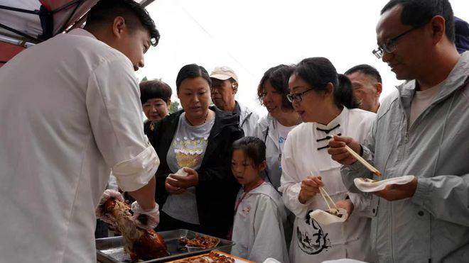 烟火聚义马 百味醉人心！特色美食大集火爆开市