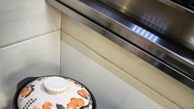 建议大家：千万别买这6种锅，危害大，不好用，家里有的也赶紧扔