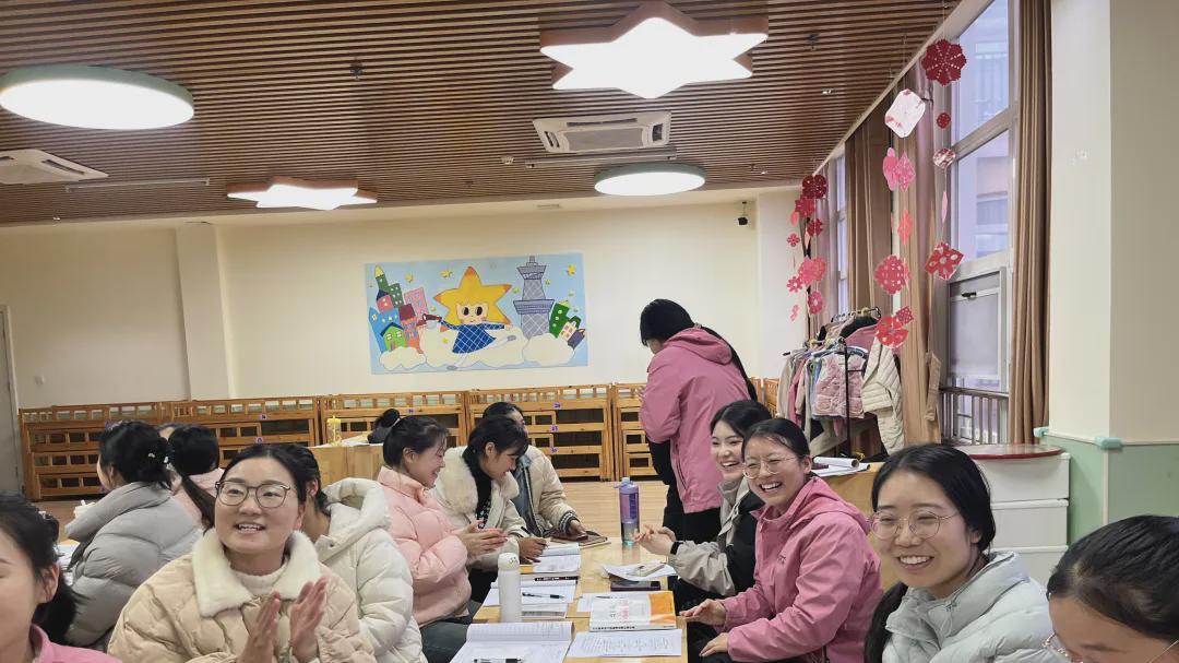 信阳市百花幼儿园：以书为径 研教笃行守初心