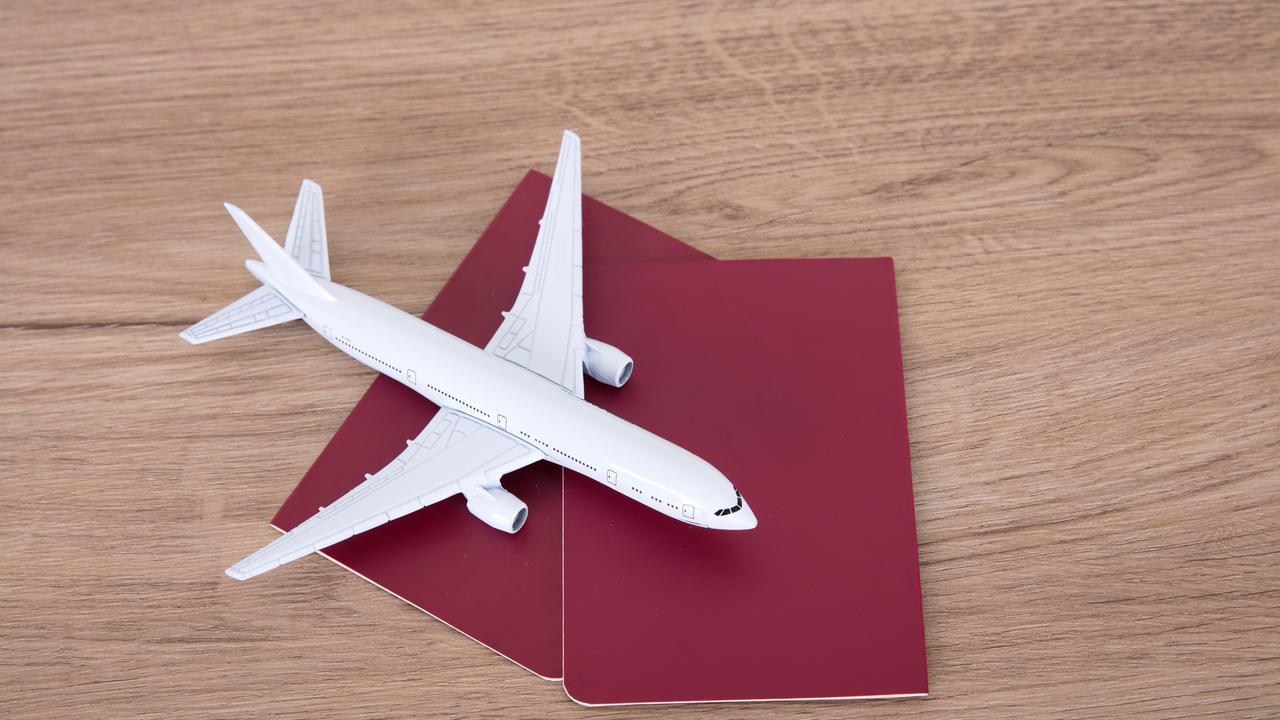 单人出行机票怎么买最划算？4 大平台实测，省钱攻略全在这