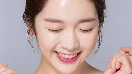 敏感肌熬夜救星！2026 补水修复面膜哪款好用？温和无刺激急救泛红补水修护不踩雷