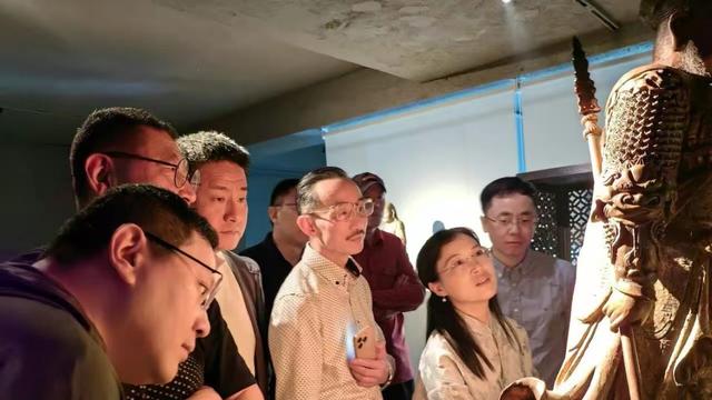 以藏会友 共叙文脉｜广州真趣雅集与上海申藏雅集学术交流活动