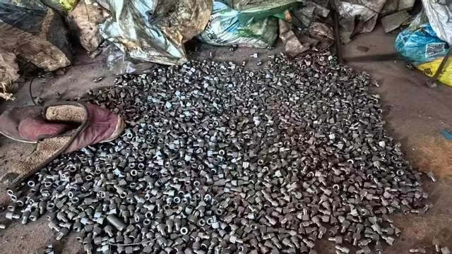 1746个螺母竟是“枪支散件”？五金厂老板获刑4年，父亲含泪诉说