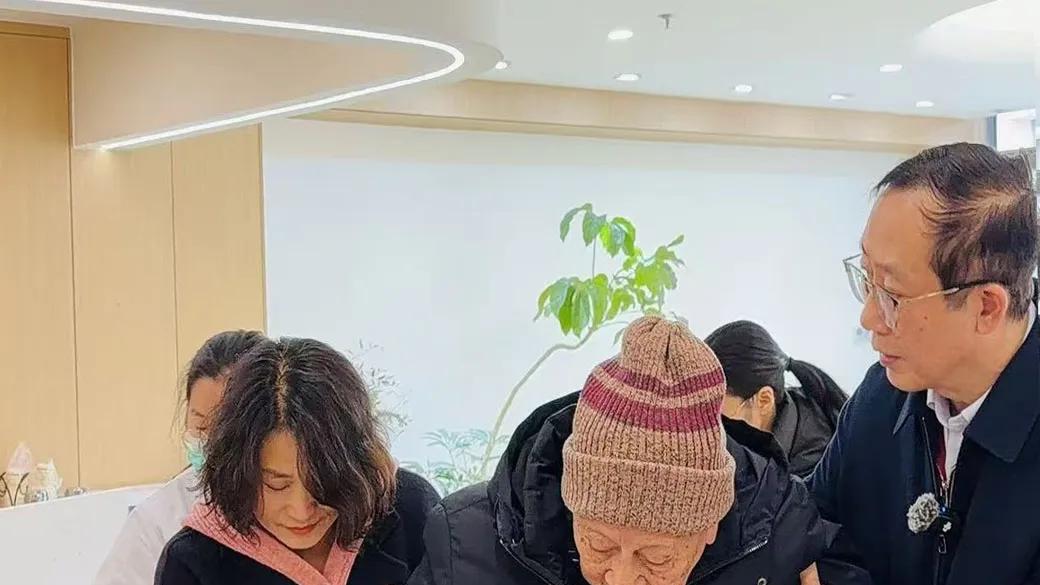 滨湖民盟走访慰问抗美援朝老兵