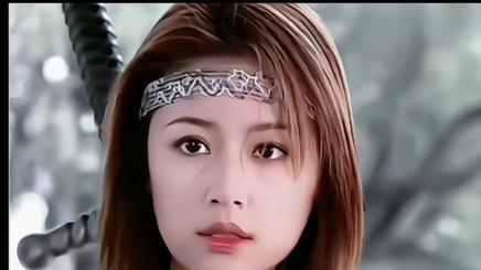 林心如、秦海璐2位演员的演艺成就被置于同一维度比较时，究竟应以何种标准进行客观评判？