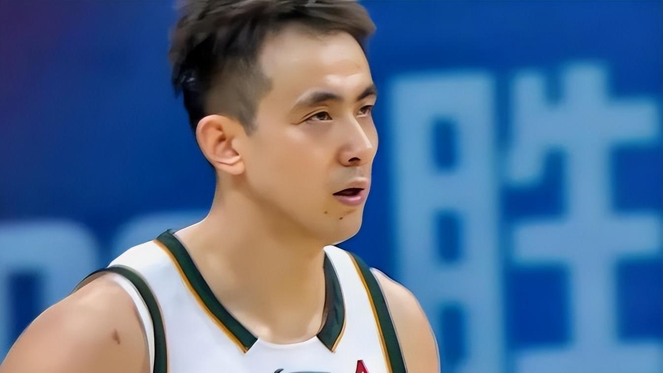 辽宁男篮全体手感冰凉，防守松懈，斗志全无，什么原因？肯定跟主教练无关