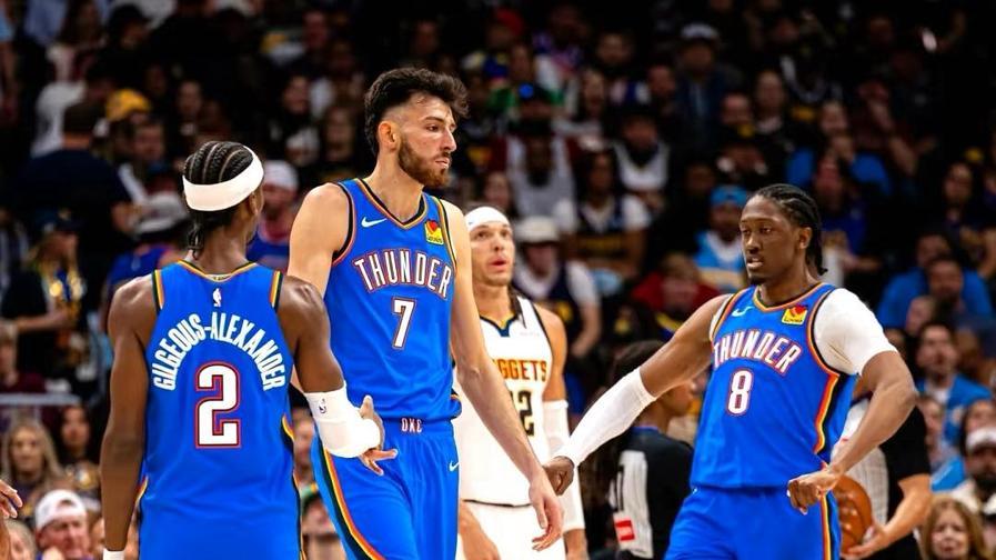 同样40场：雷霆33胜7负！和72胜公牛、73胜勇士比，差距一目了然