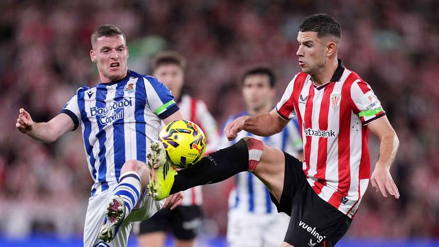 西甲第22轮赛况：姆巴佩绝杀紧咬巴萨，伊尼戈救主，贝蒂斯回勇！