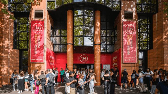 2026年法国留学的规划指南：解析法国留学趋势与热门专业申请策略