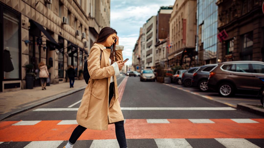 从走路姿态看性格