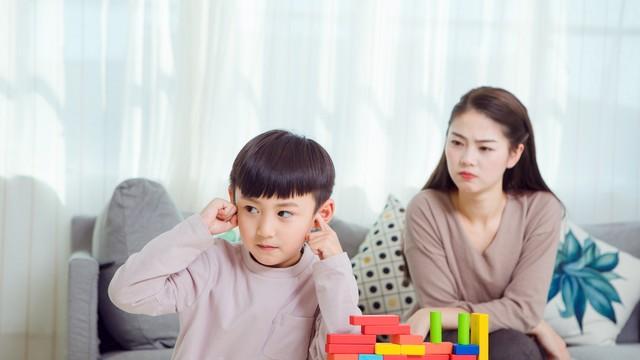 别再吼“不许”！这样说话，孩子更听话