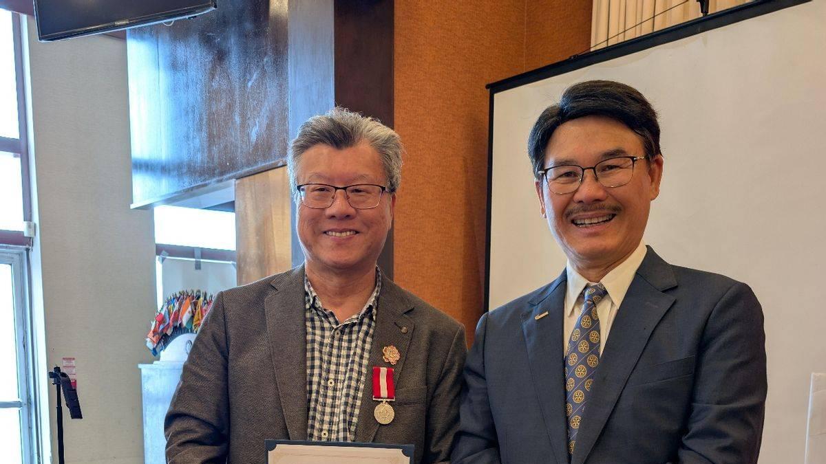 加拿大共工新闻社社长孙瑞祥教授荣获“杰出社区服务与奉献奖”