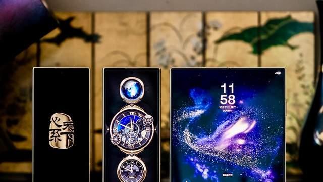 红韵启新岁 智慧映华章 心系天下三星W26开启从容新篇