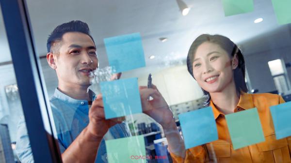 心理学词【卡普曼戏剧三角】：你在关系中是“受害者”、“拯救者”还是“迫害者”？教练如何带你跳出这个害