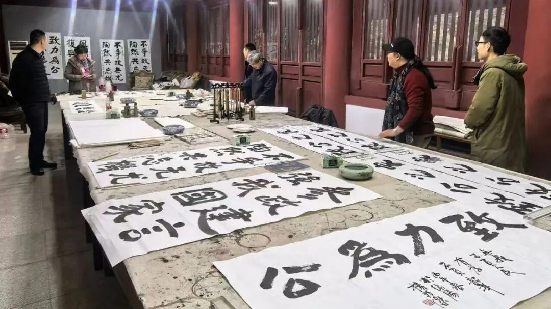 杨邦杰博士 《写字去：文宗诗仙，寺庙侨乡》