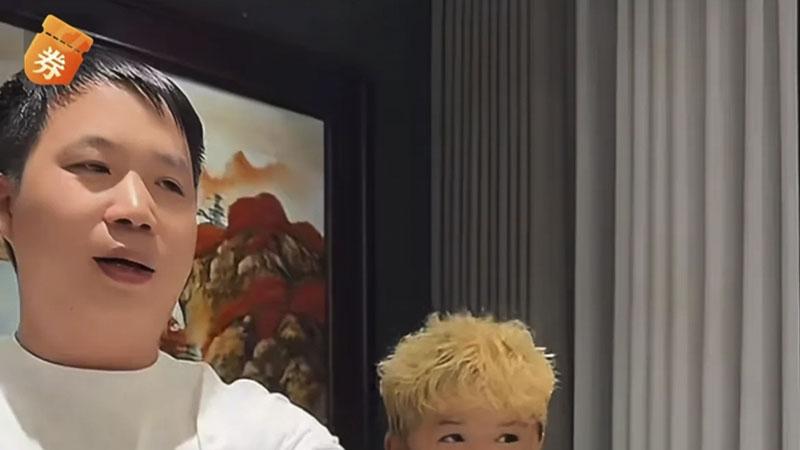 流量果然为王，“小马云”范小勤直播卖字爆火，这届富豪眼光独特