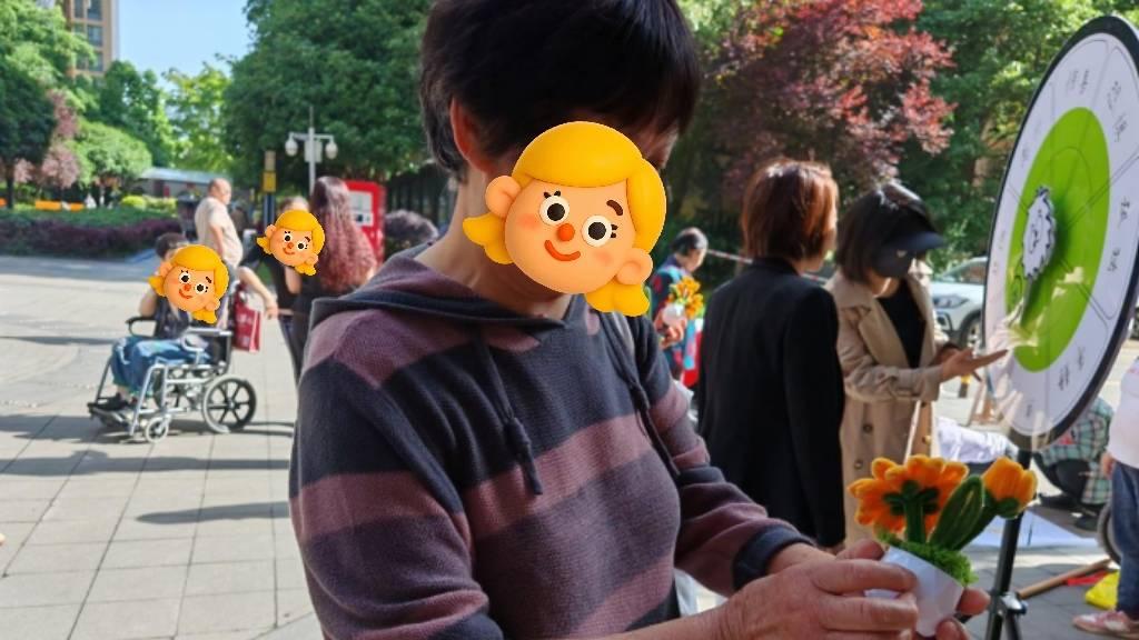 成都高新区中和街道复元驿站 开展精神卫生健康教育宣传活动