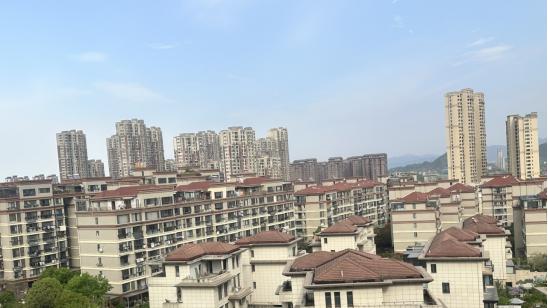 十年追索劳动报酬之路：70余名农民工工资被长期拖欠