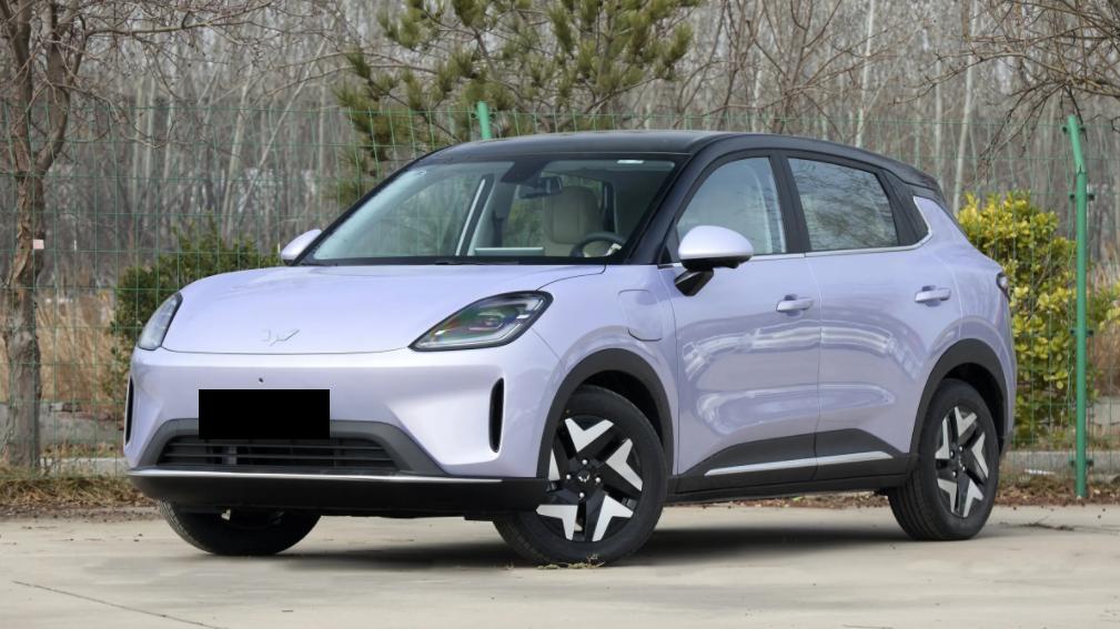 五菱缤果S旗舰款上市，售价8.98万元，纯电续航里程525km