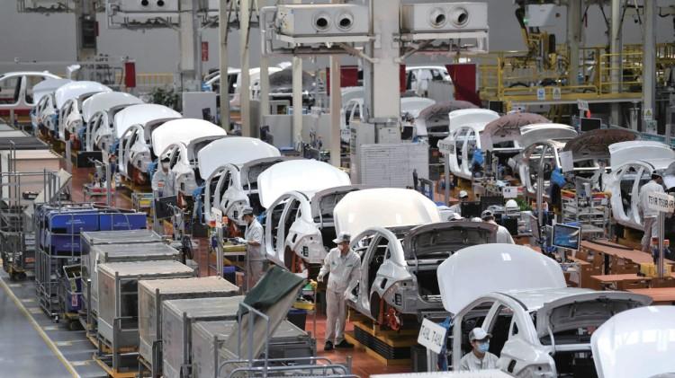 吉利、长安、奇瑞、零跑、小米等车企披露2026年销量目标：超2155万辆，求稳还是求快？