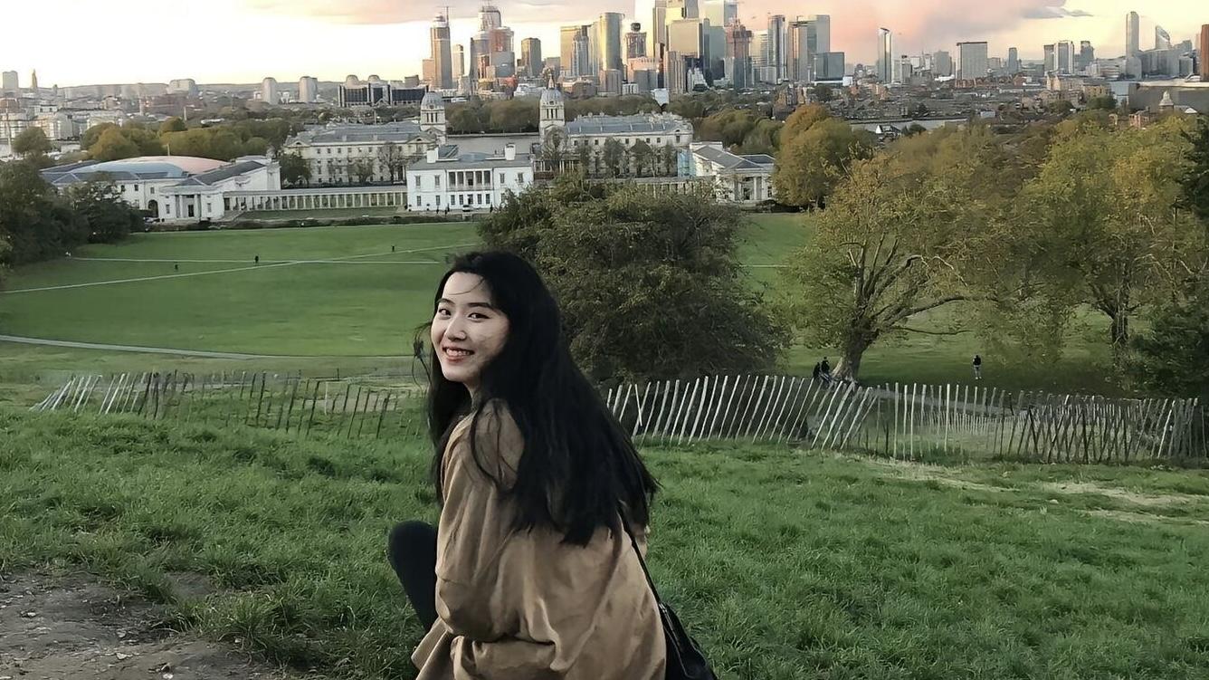 卢昱晓英伦留学记：雨林写诗与街头闯荡，铸就“自由灵魂”的养成密码