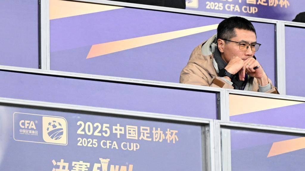 邵佳一：国足选材标准不排斥老队员 风格务实防守第一