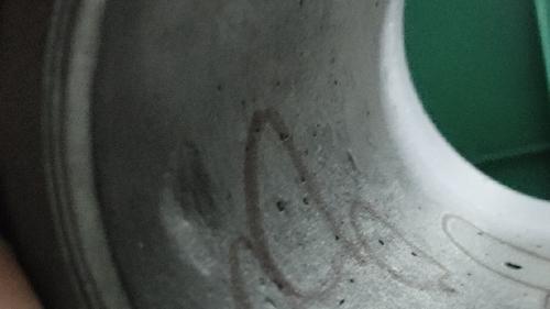 铸钢件（齿轮箱、泵壳）出现砂眼、气孔，如何用修补剂填补？