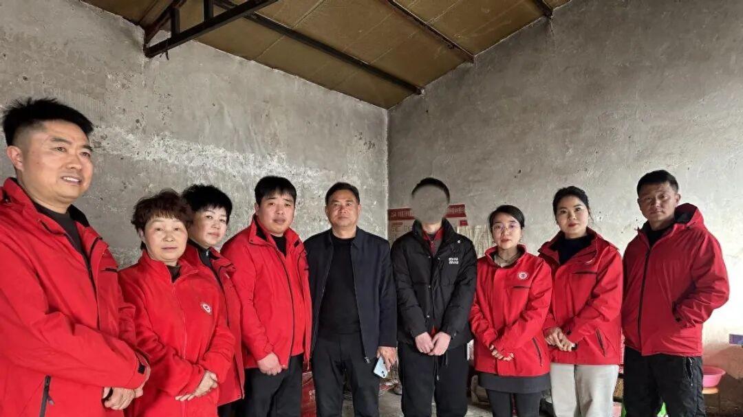 汝南县汇爱公益协会：汇聚爱心   情暖新春