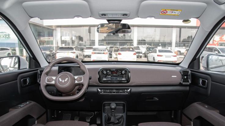 本田飞度焕新上市，科幻风格鲜明，6.68万定价是认真的？