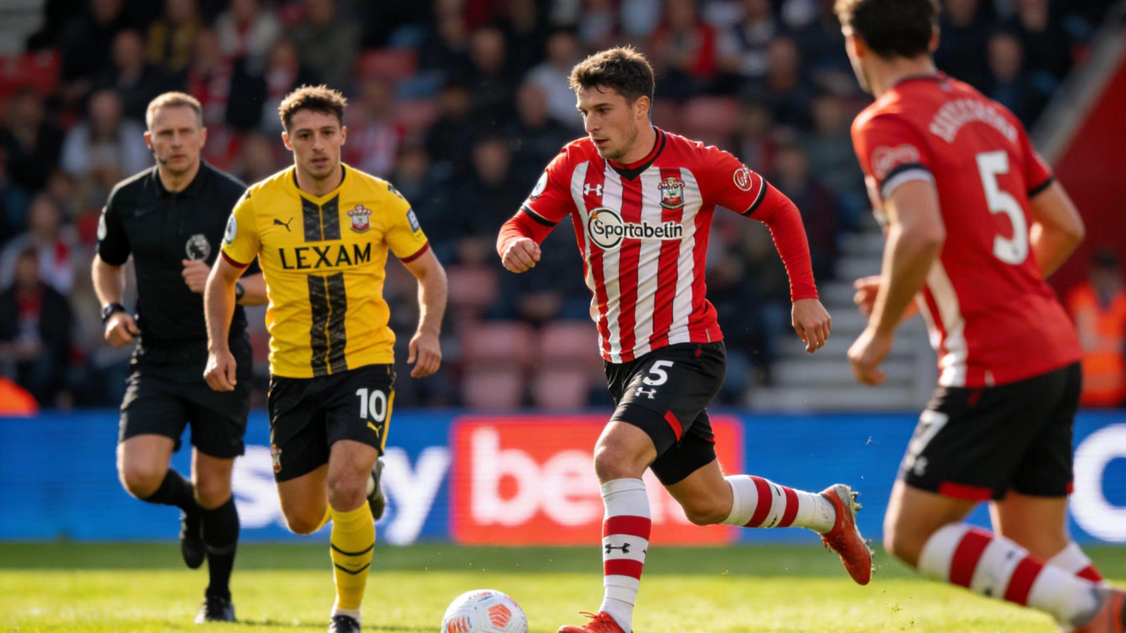 英冠卡位关键战，雷克斯主场迎战南安普敦。