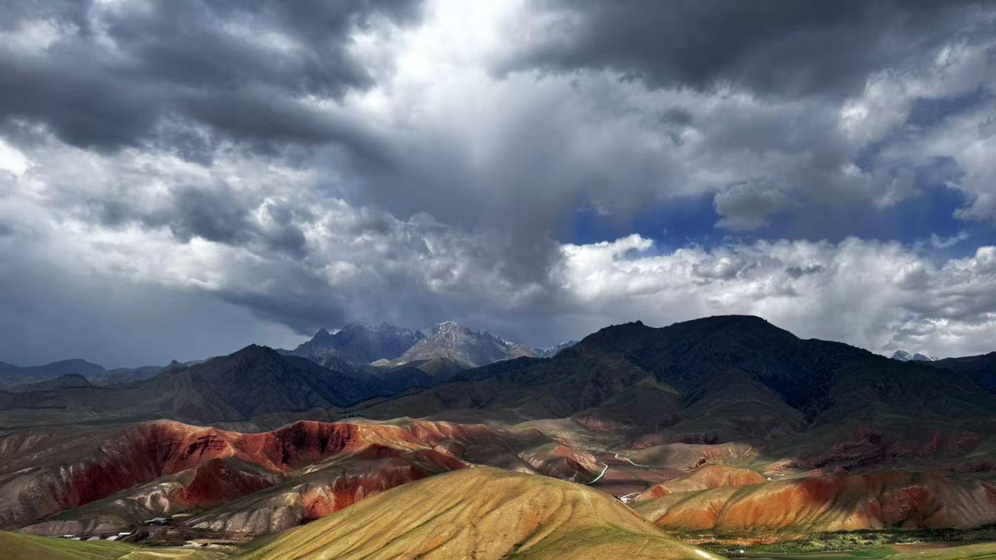 美好生活兴趣社区：在甘青大环线与甘南小包团中，遇见好物、好玩、好生活