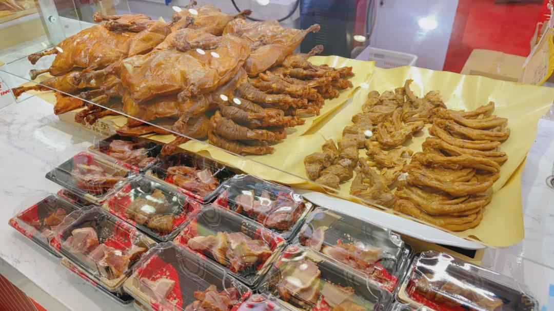 华英产品亮相第34届信阳茶文化节暨2026信阳茶业博览会