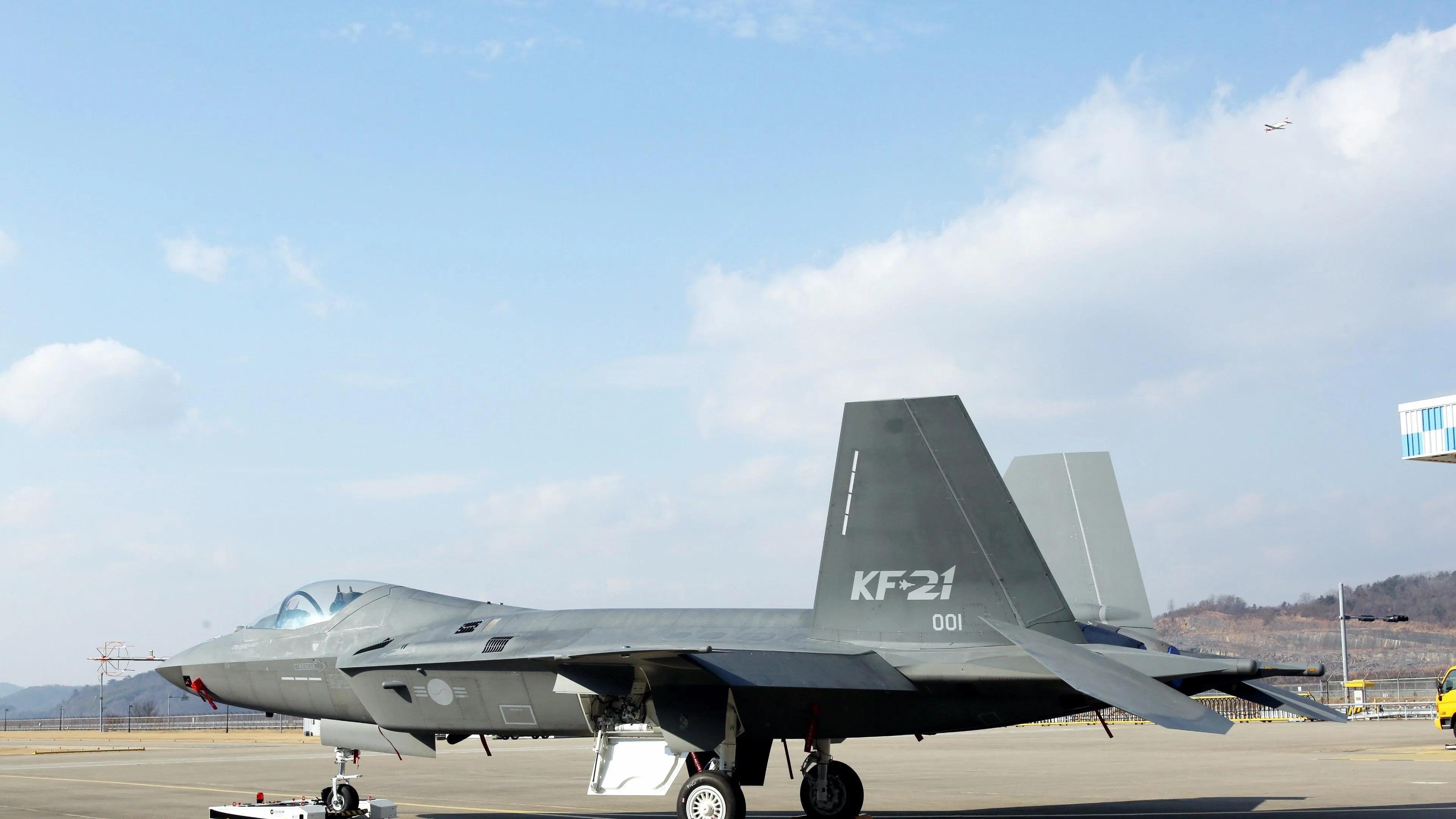 KF-21量产倒计时：韩国“隐身战机”进化路，能否掀翻五代机格局？