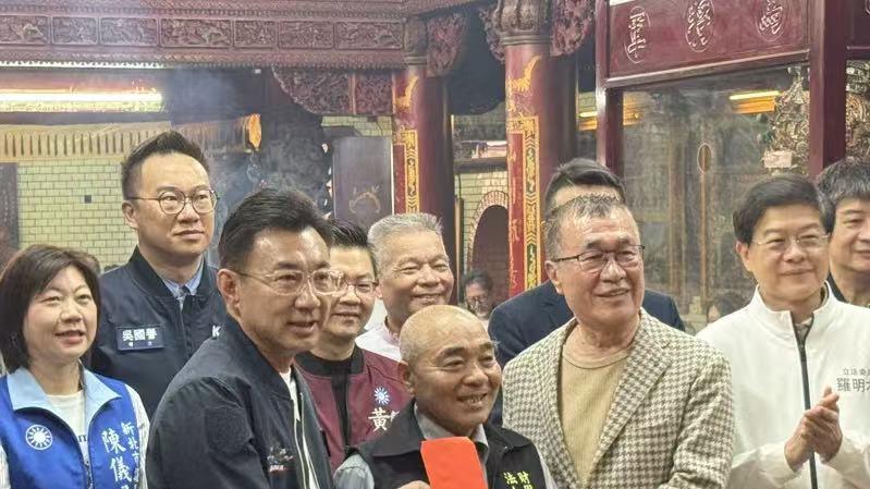 新年合体李四川！江启臣：盼台中、新北未来密切合作