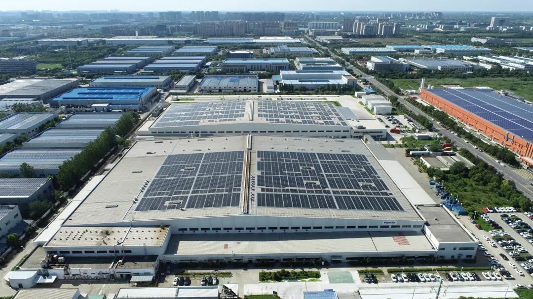 FORVIA佛瑞亚盐城工厂荣获世界经济论坛“灯塔工厂”称号