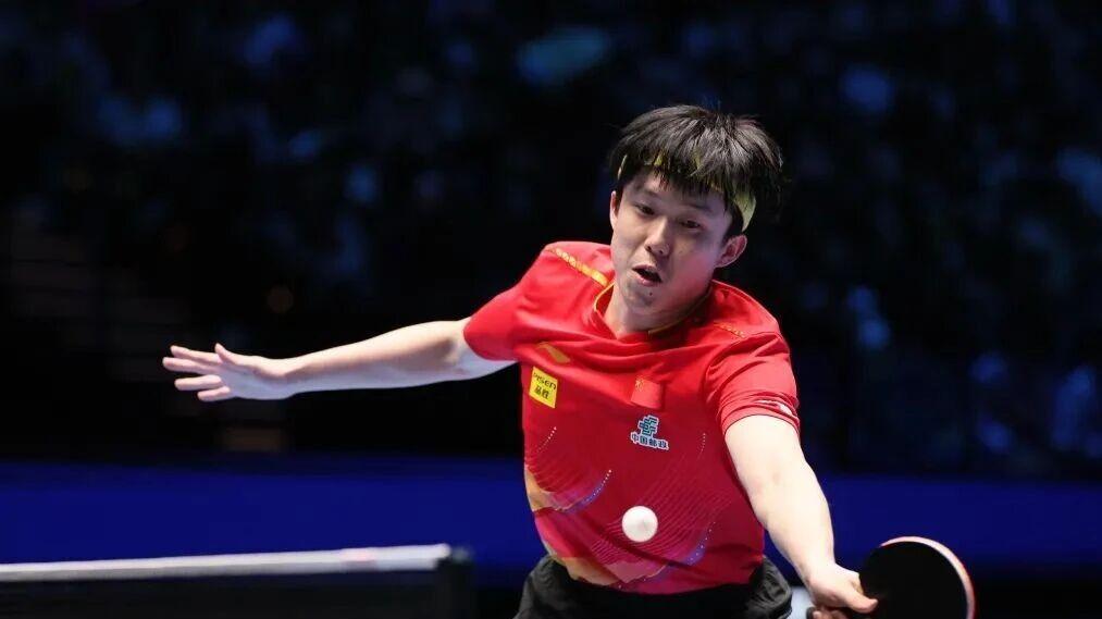 年仅25岁却连续两次止步半决赛，王楚钦是真的压力山大，大家应该给他温暖而不是讽刺