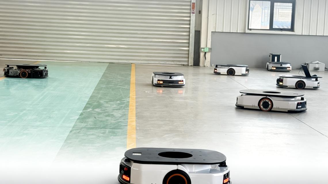 无人化车间新标配！这款搬运机器人让物流效率直线飙升