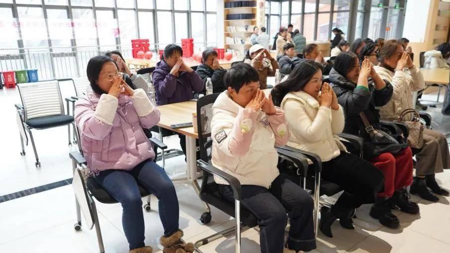 守护女职工身心健康！安宁市群团联盟公益活动传递满满温情