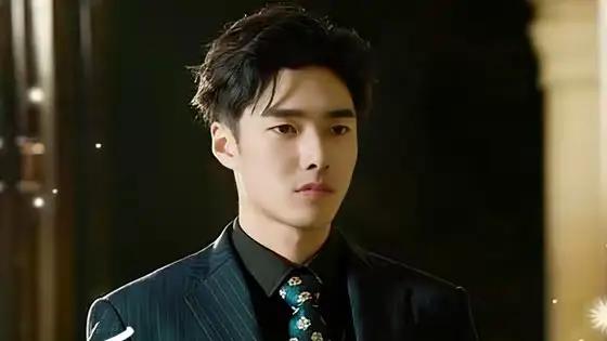 《爱，偏开在迷途》林非梵＆张啸昂（63集）虐心爱恋与反转剧情，燃爆视听