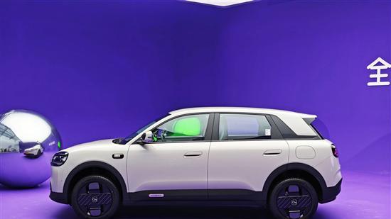 国民小车回归 抢先静态体验奇瑞全新QQ3