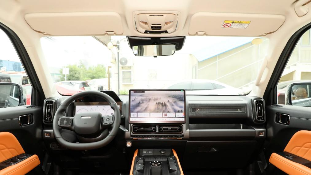 想买20万级硬派方盒子SUV，深蓝G318对比哈弗猛龙，谁更好？