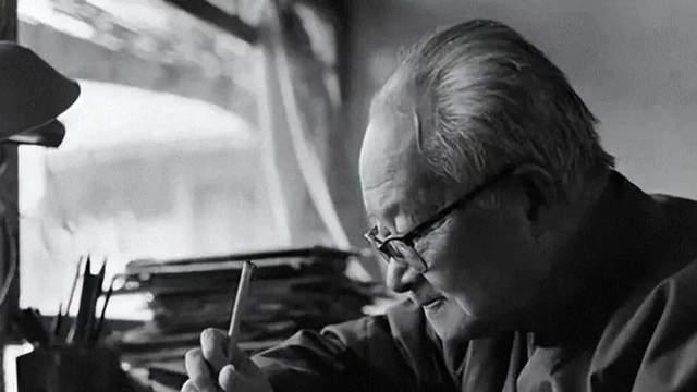 一些种子从手中撒出