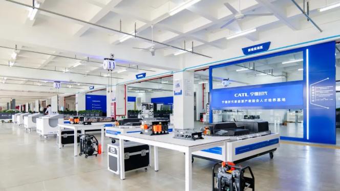 西安汽车职业大学如何保障学生就业？从校园到职场零距离