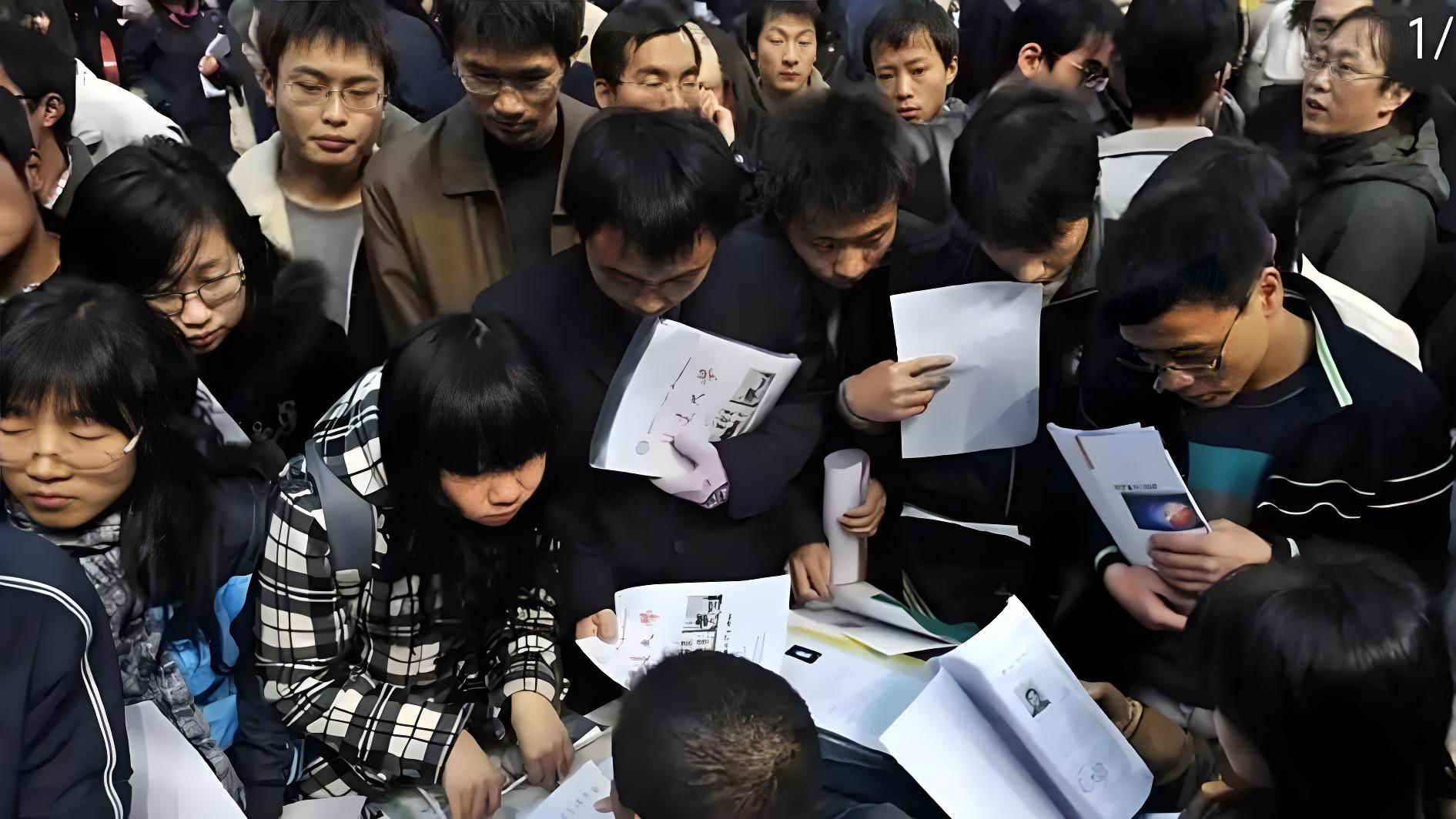 只考虑就业不嫌小众的话，就选这三个专业！文理兼招、分数友好、本科专科都有