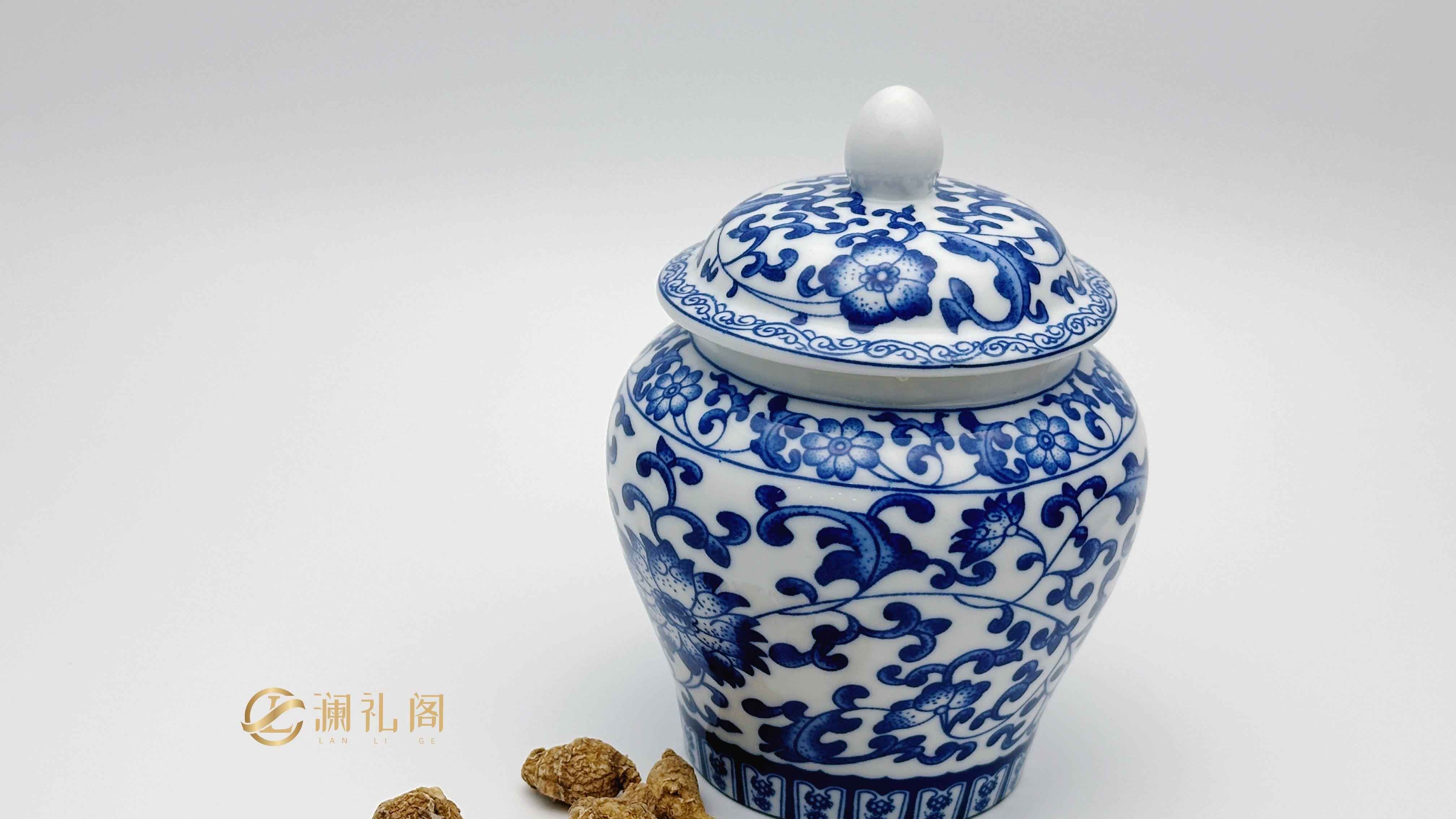 礼物的重量：从人情纽带走向现代社交艺术