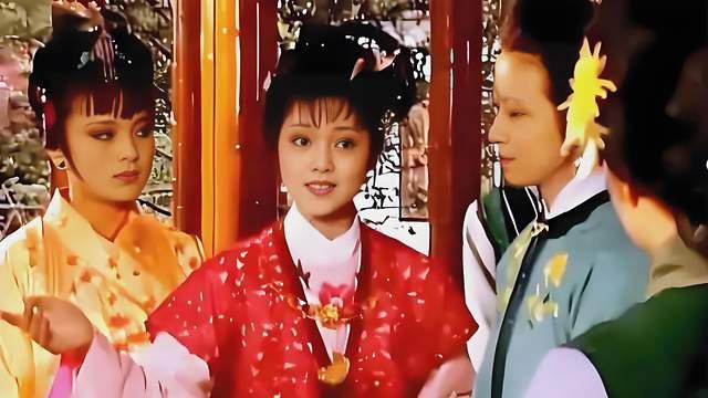 薛宝钗为何一定要搬出去？王夫人发狠二抄大观园，就问她怕不怕