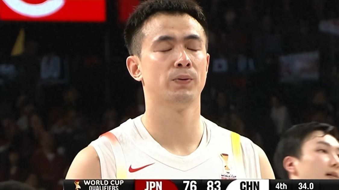 中国男篮87: 80胜日本，全场比赛至少11次争议判罚！
