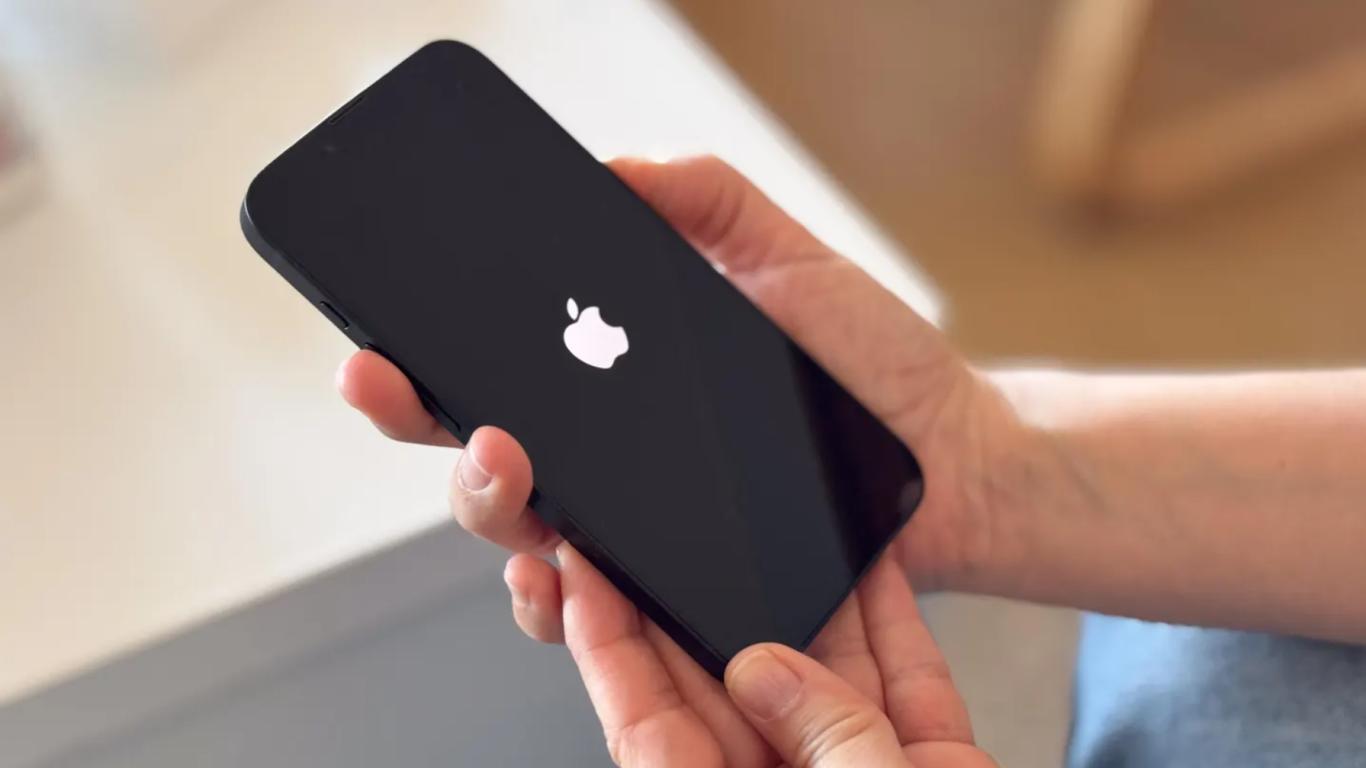 iPhone 17e 即将到来，依旧60Hz？