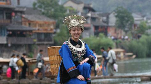 苗寨故事：香香（6）